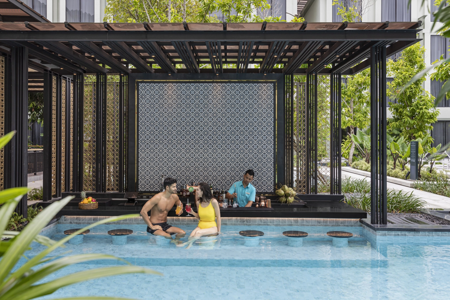 Pool Bar